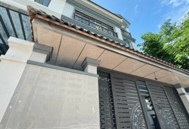ỐP TRẦN NHỰA PVC GIẢ ĐÁ MẶT TIỀN TẠI QUẬN 12