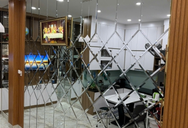 ỐP KÍNH THỦY Q.TÂN BÌNH