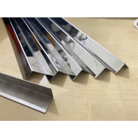 V 20MM INOX GẤP MÉP