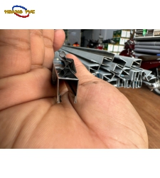 U INOX ỐP VIỀN KÍNH